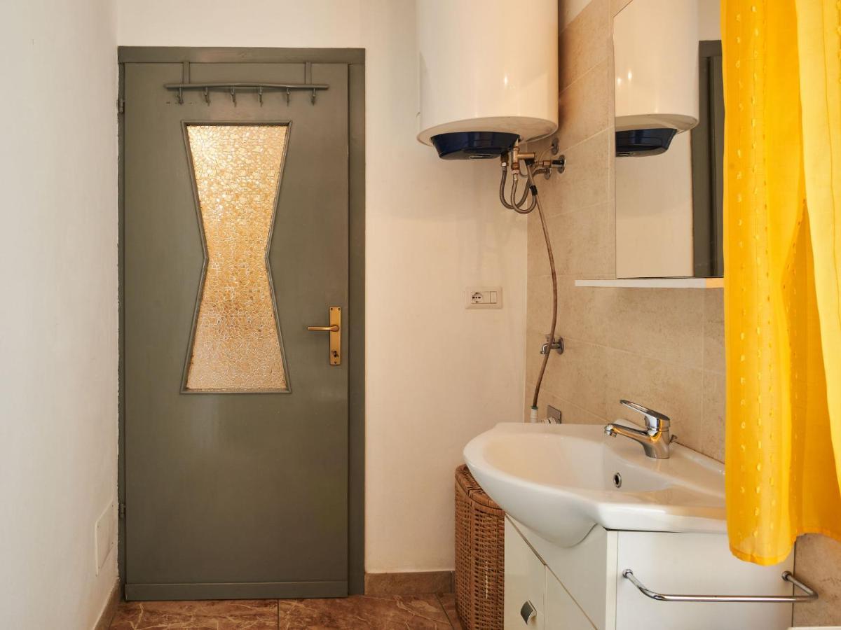Apartment Casa Del Pergulin - Lmz325 By Interhome Verceia Kültér fotó