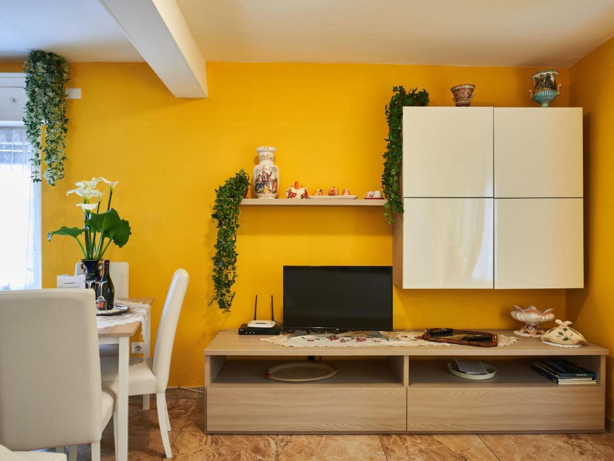 Apartment Casa Del Pergulin - Lmz325 By Interhome Verceia Kültér fotó
