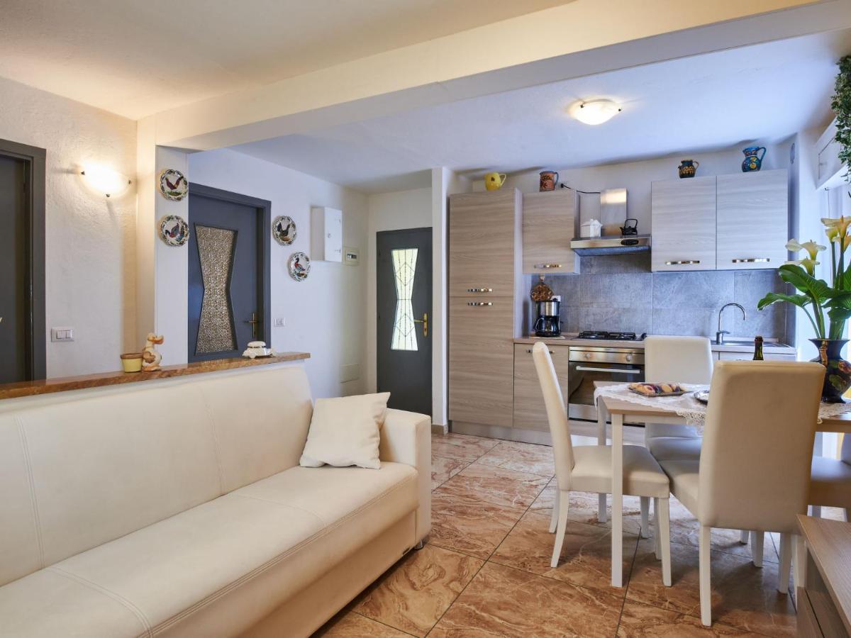 Apartment Casa Del Pergulin - Lmz325 By Interhome Verceia Kültér fotó